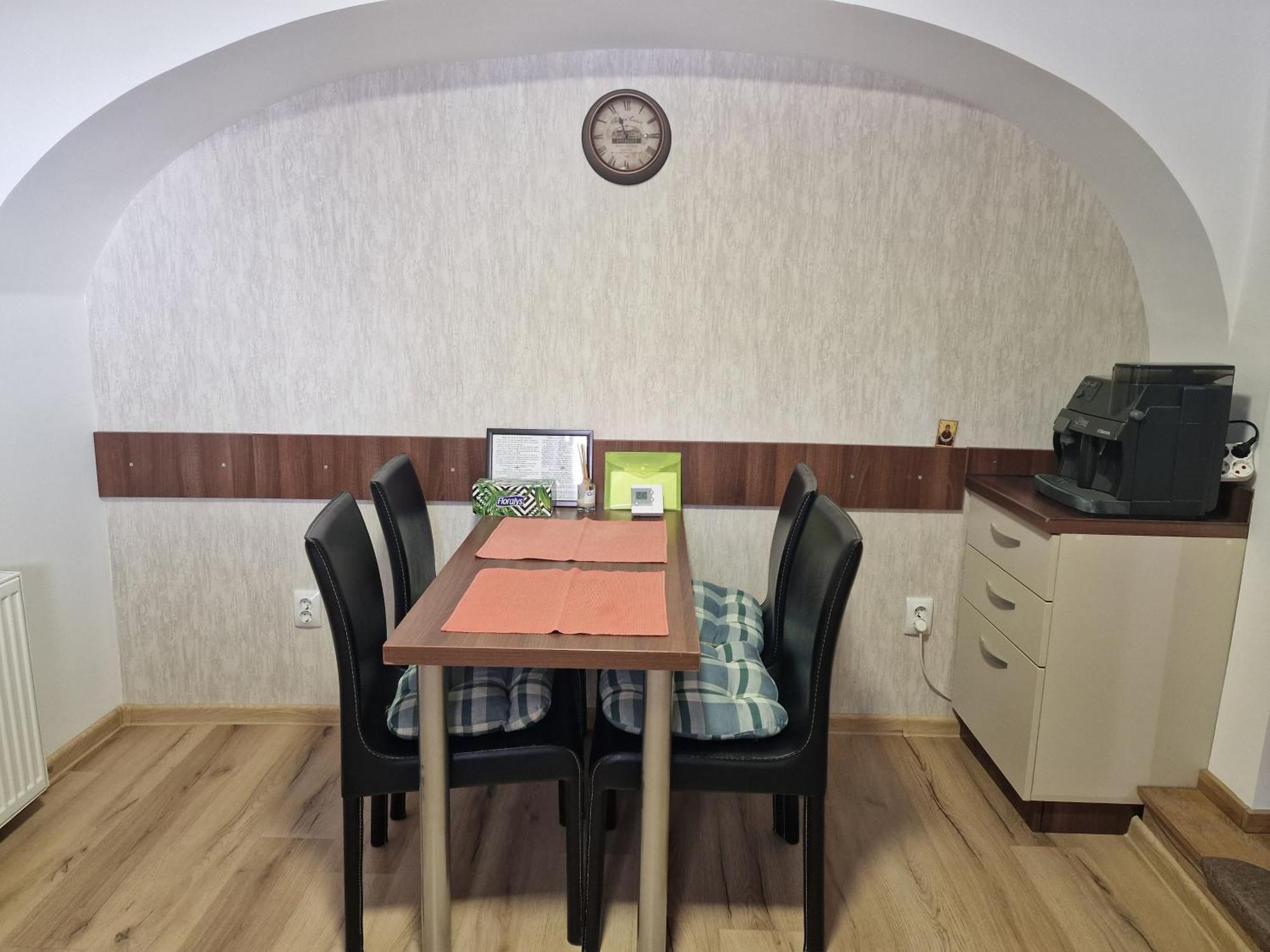 Apartament Lucretia - Centrul Sibiului Exterior photo